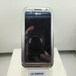 LG KM900