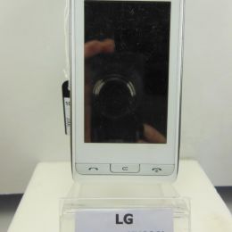 LG KU990i